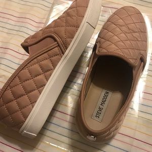 Steve Madden Sneakers